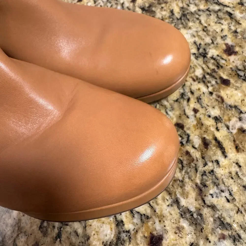 Vionic Nella Womens Leather Ankle Comfort Boot Water Repellent Camel Nappa Sz 9